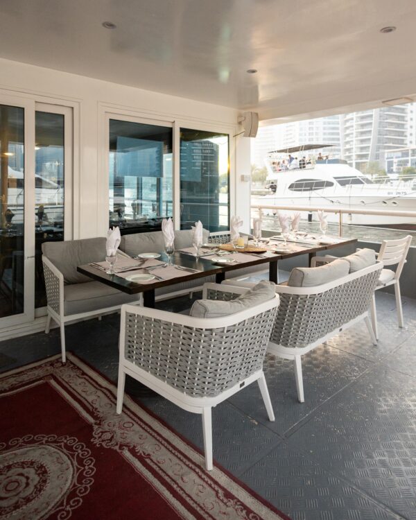 FIVE STAR SEA LOUNGE MARINA (PREMIUM)