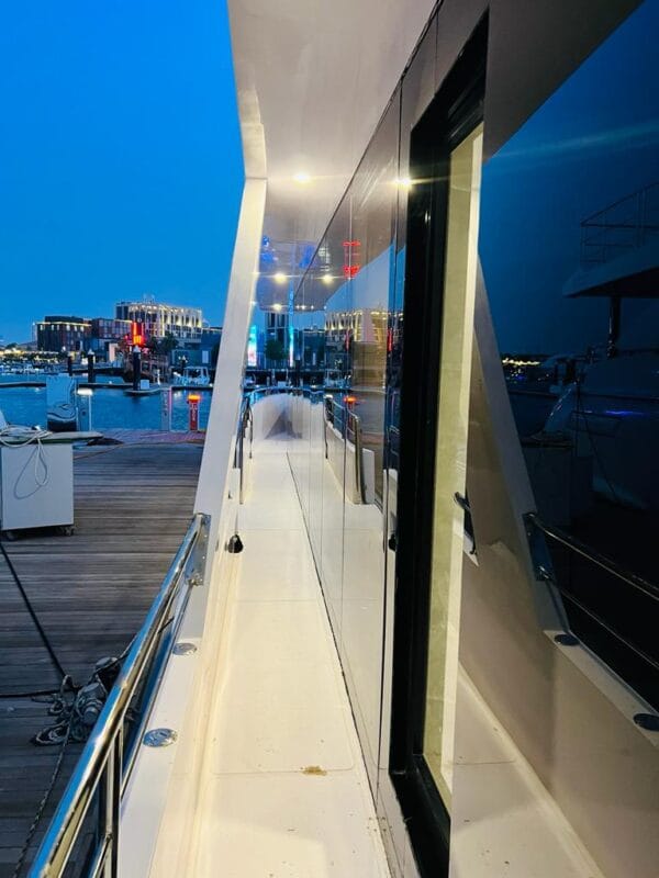 PREMIUM LUXURY CANAL CRUISE DUBAI NYE