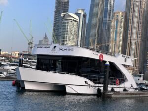 PREMIUM BUSINESS BURJ KHALIFA CRUISE NYE