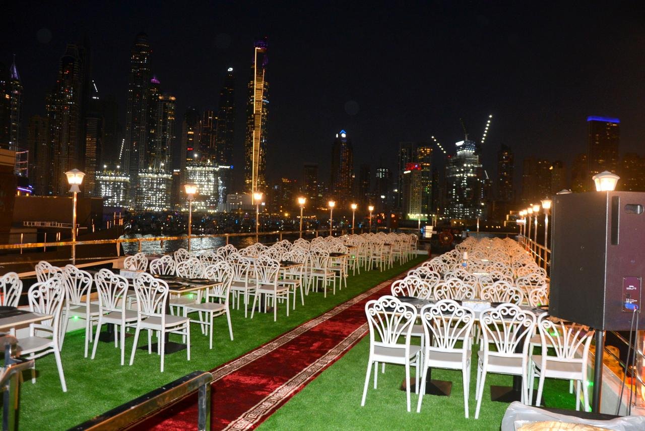 PREMIUM MARINA DEAL